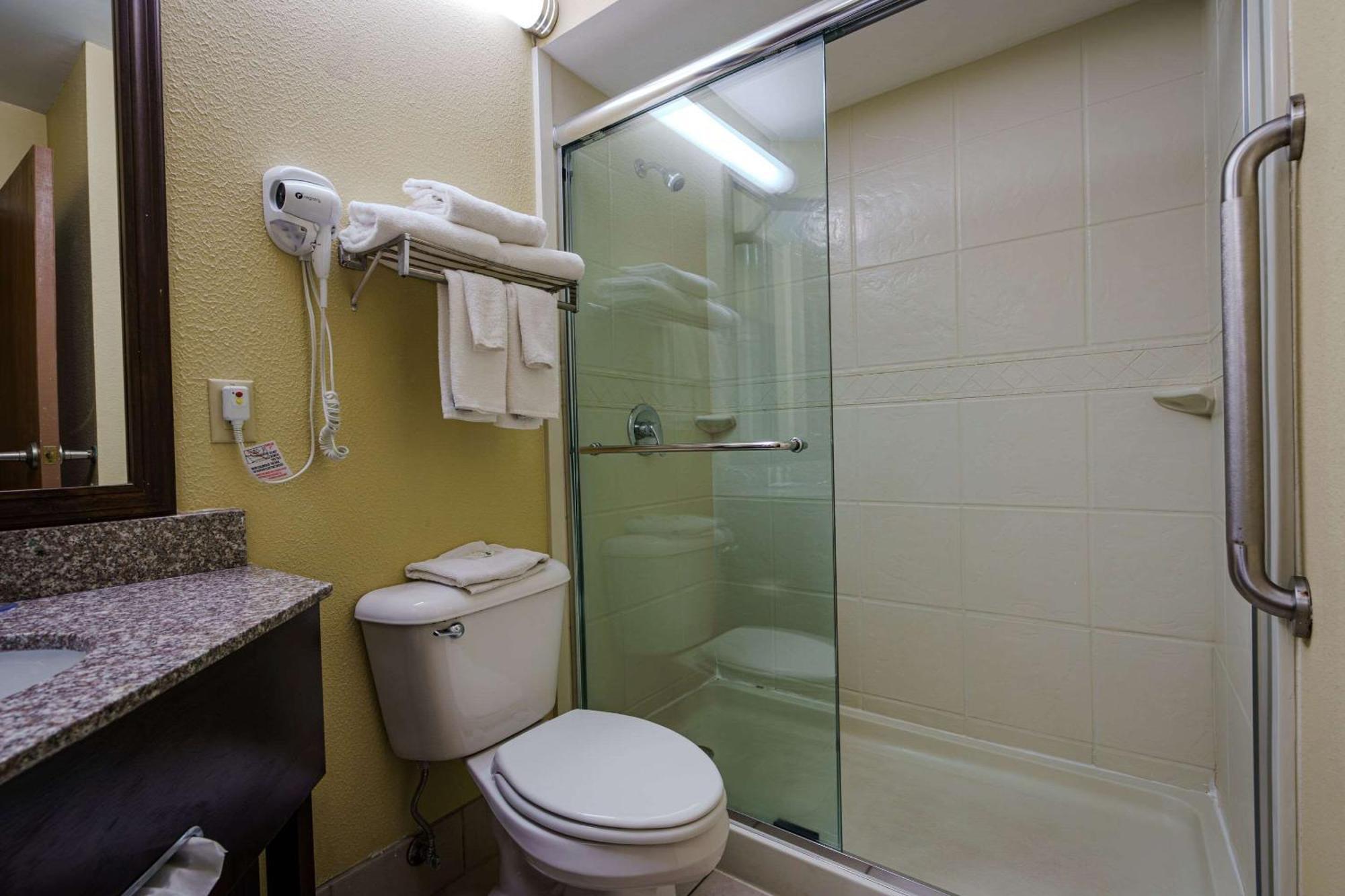 Quality Inn I-75 West Chester-North Cincinnati Exteriör bild